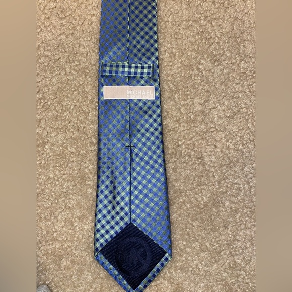 MICHAEL KORS SILK TIE WITH BLUE AND GREEN PLAID PATTERN - Picture 3 of 8